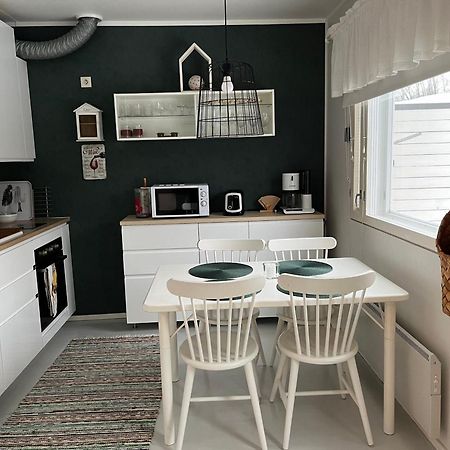 Kolin Pikkukolo - Saunallinen Studiohuoneisto Kolinkylä المظهر الخارجي الصورة